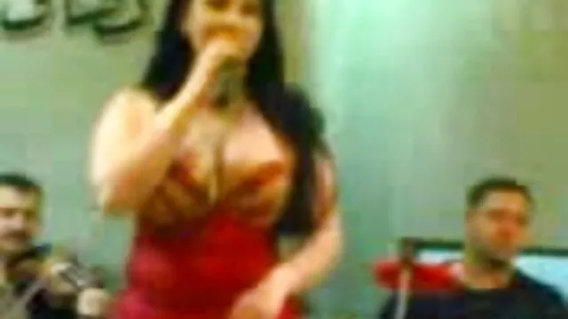 همسر گرفتار شوهر در حال لعنتی چهره بزرگ titted کلیپ سکسی سوپر خارجی